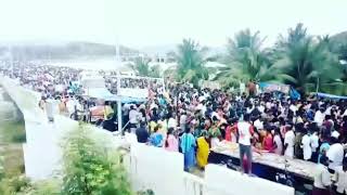 preview picture of video 'Mettur dam water releasing and huge people'