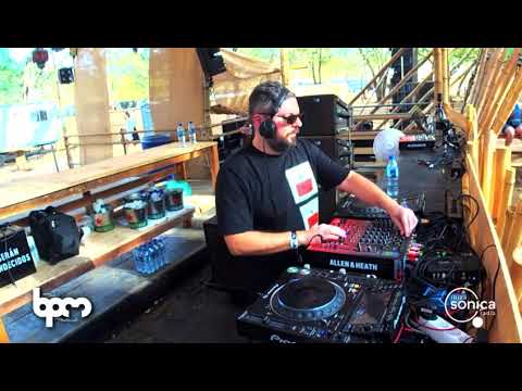 Skizzo plays "Tomi&Kesh, Gustaff - Head To Toe" at BPM Festival Costa Rica