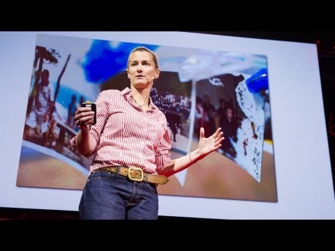 【TED】ベッキー・マンソン: 写真修復を通じて人々の人生に触れる (Becci Manson: (Re)touching lives through photos)