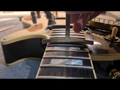 Gibson Les Paul Custom 10" fretboard radius  problems