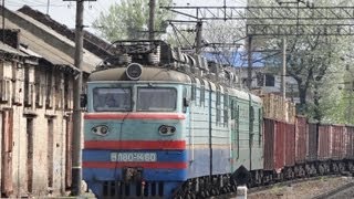 preview picture of video 'ВЛ80-1460 + ВЛ80-136, Lviv (stacja Lwów Podzamcze)'