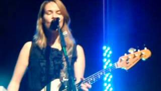 Uh Huh Her Live - &quot;Run&quot;