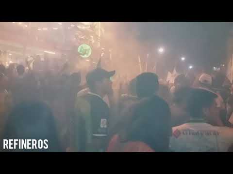 "Los De Siempre - Refinero En El Aniversario Oriente Petrolero 63 Años" Barra: Los de Siempre &bull; Club: Oriente Petrolero