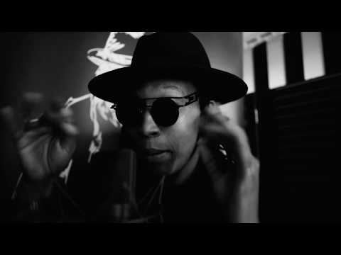 SharnaCane - Let Me Rap