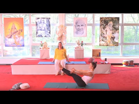 Jnana-Yogastunde mit Katyayani - Live 9:15 Uhr 18.04.2020