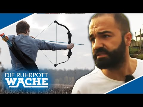 PFEIL-ATTACKE an der Ruhrpottwache! Bora Aksu als Bademeister! | Die Ruhrpottwache | SAT.1