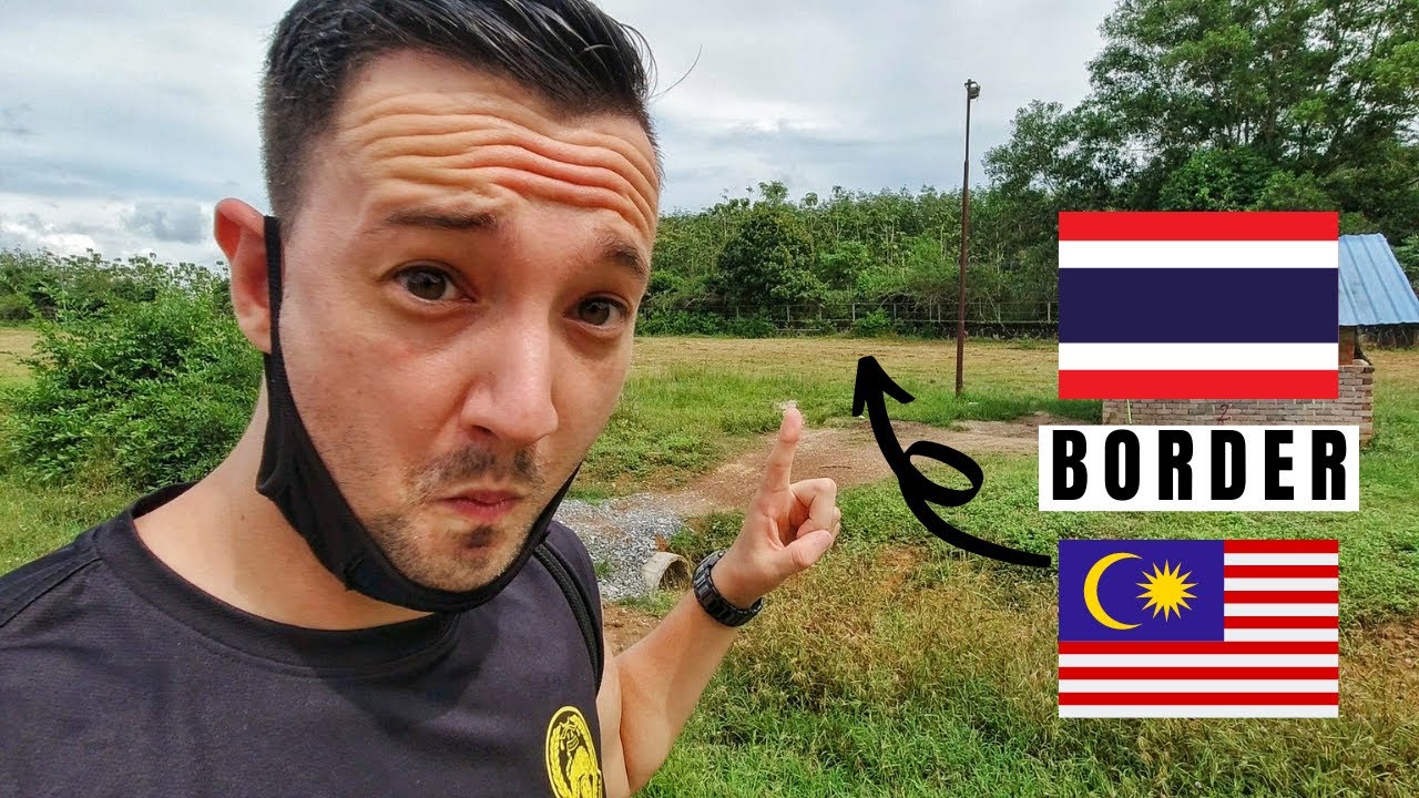 Malaysia’s Border With Thailand - Just This Fence? Visiting A Border Town -Traveling Malaysia Ep 123