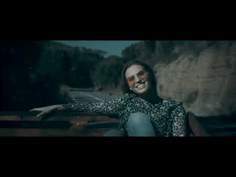 B3NNETT Fades2Blue feat. Brittney Bouchard