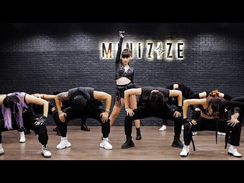 LISA - 'MONEY' EXCLUSIVE PERFORMANCE VIDEO by Majestic Queen (THAILAND)