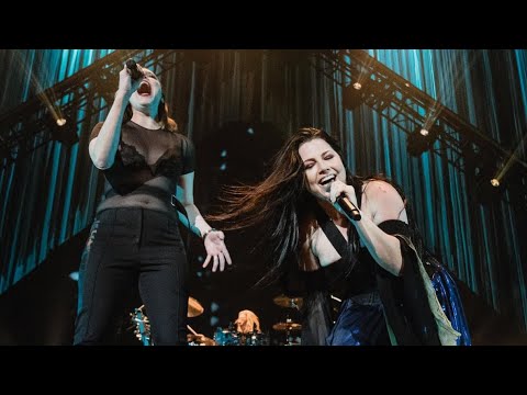 Amy Lee & Lzzy Hale - Heavy (Linkin Park cover) @Camden, New Jersey