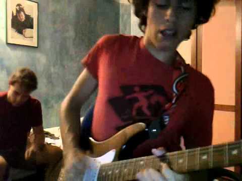 seba che mi guarda male mentre improvviso