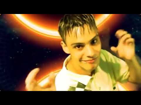 Miguelito - Me Tiraste Al Mar (Video Oficial)