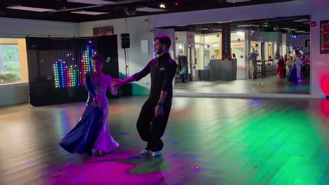 Viennese Waltz Show by Thelma & Davy📍 Spotlight Night 2026