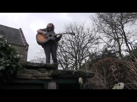 Live and Outside EP2 | Miranda Myles - Kiss Me Before I Die