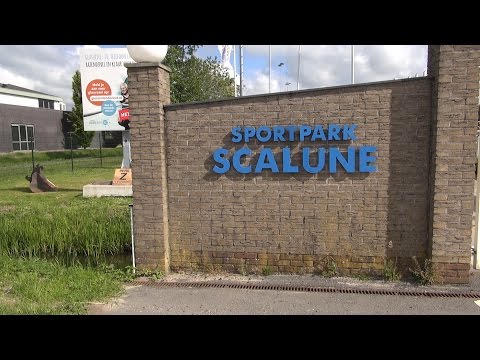 Een sfeerimpressie bij een voetbalwedstrijd van de VV Schelluinen