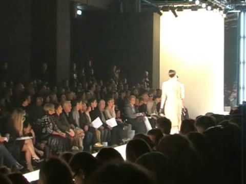 Milan Fashion Week Woman: Gaetano Navarra F/W 2009/2010