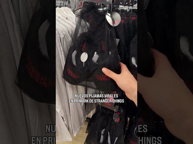 Vídeo relacionado con Stranger Things Kids Pijama | Unisex Hellfire Club Outfit Eddie Eleven Mike Dustin MAX Members T-Shirt Loungepants Co-ORD Pjs Set | Mercancía de la Serie Netflix