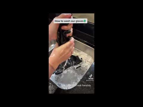 How to Wash your Goalkeeper Gloves