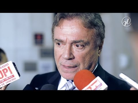Alvaro Dias: Brasil não comemora ausência de Barbosa no STF