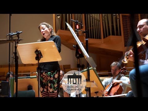 Christiane Karg - Parfum - Benjamin Britten: "Sagesse"