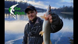 Рыбалка весной в пос рахья на карьера
