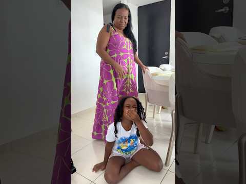 El pedo de la abuela 💨🤣  #viralshorts #comedydrama