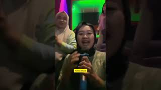 Download lagu Teteh~Teteh Viral Laila Canggung Dengan Versi Cengkoknya mp3