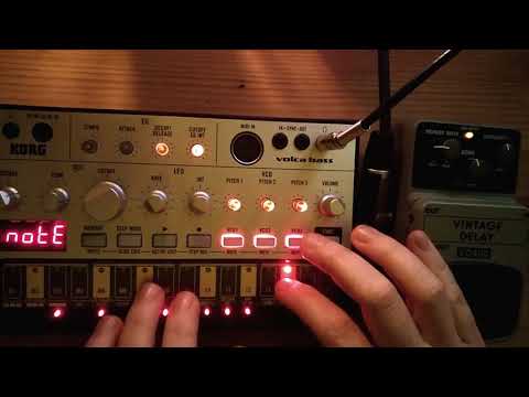 Korg Volca Bass - Jam Session #7 - Live Looping with Behringer VD 400 Pedal