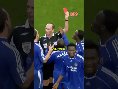 Mike Dean Did This During EPL Games 😳