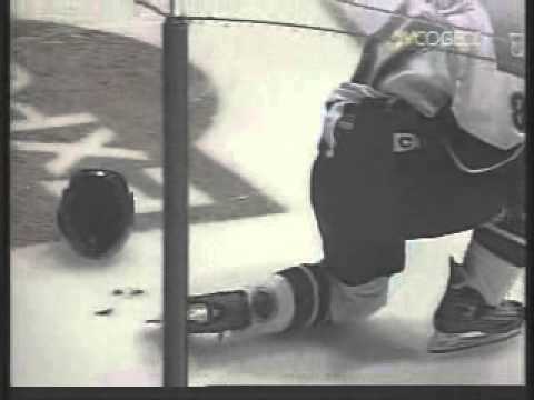 André Joanisse vs. Zbynek Hrdel & Chaz Johnson vs. Patrick Coulombe LHJMQ 24/09/04