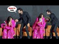 Ranbir Kapoor Helps Pregnant Alia Bhatt Wid Baby Bump To Get Up From Her Seat | Brahmastra Promotion