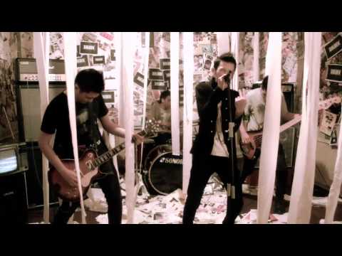 GOLDEN - NONTON BIOSKOP ( Benyamin Cover )