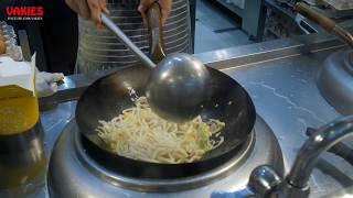 WokStirFriedChickenUdonNoodles|CHINESESTYLE