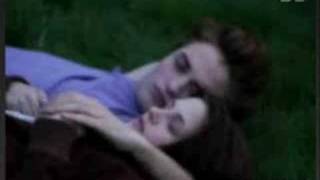 Twilight: Kiss My Eyes And Lay Me To Sleep