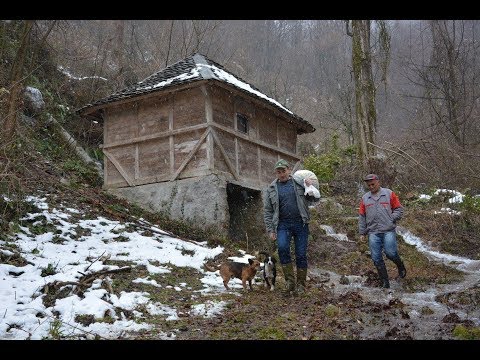 Razgovori pokraj puta - U Bogostici Micica vodenica - Obicaji Radjevine