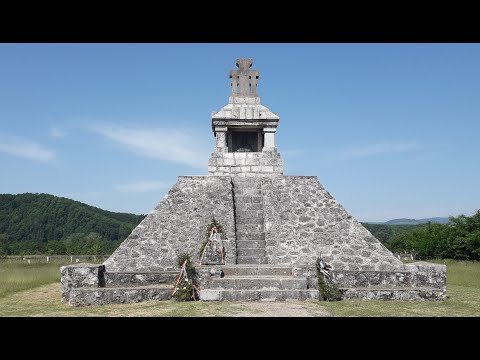 Cu bicicleta la Izvoarele Cernei