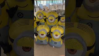 MINIONS!! TONIGHT. WE STEAL. THE MOON!! #halloweencostumes #minions #f