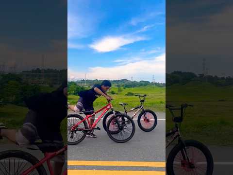 Califica Este Truco🤔 #bike #stunt #stuntbike #bikeshorts