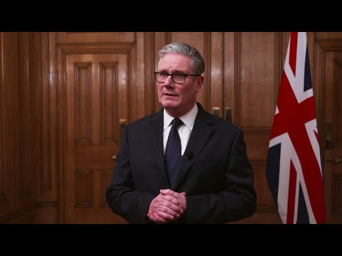 Top News - Starmer te 'perandori' Xi. Britania kërkon të rindërtojë raportet me Kinën