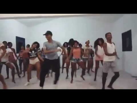 Mc Dread & Gg-Esse Bum Bum..