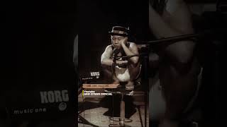 Download lagu Esmoni mp3