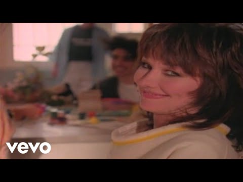 Lari White - Wild At Heart (Official Video)