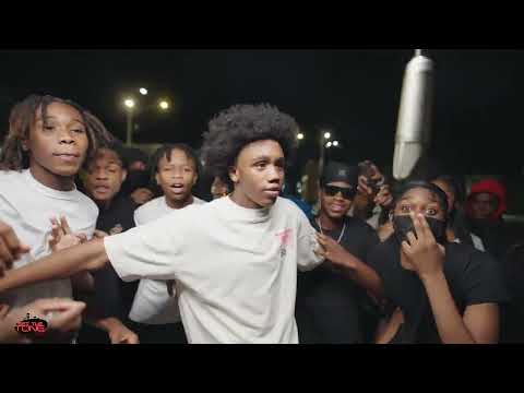 JayDoubleb, Lil Johny, & Kayupit- Maneuver (Set The Tone Live Performance)