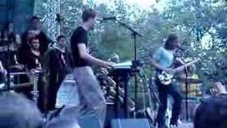 Menomena perform "Boyscout'n" (Bumbershoot 2007)