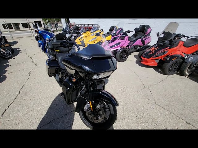 2022 Harley-Davidson® Road Glide Limited Motorcycle