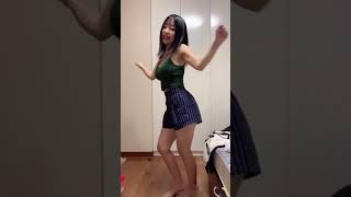 低身長巨乳は最高です[TikTok]