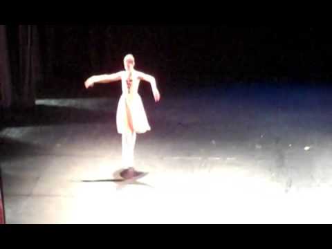 Lazar's verdi pas de six female variation