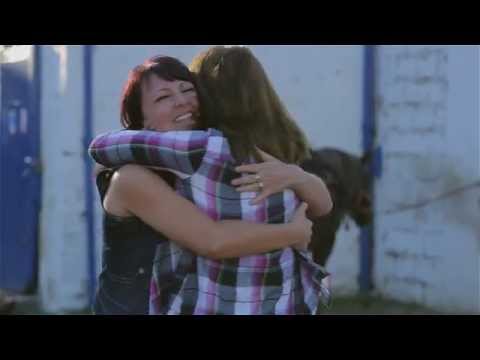 Janey Kirk - Skiddley-de-di-day (Official music video)