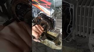 Download lagu Cara Mudah Buka Baut Kopling #shorts mp3