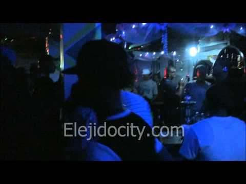 Ocher Bar 25-12- 2014